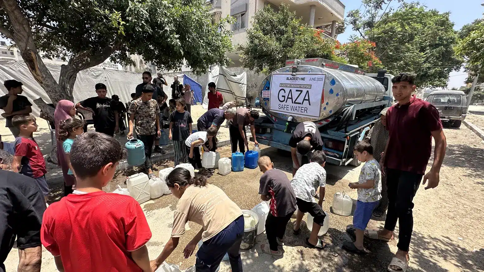 Blackstone-charity-gaza-releif11