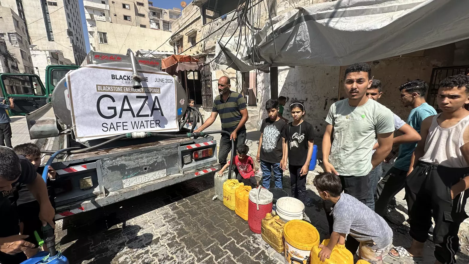 Blackstone-charity-gaza-releif14