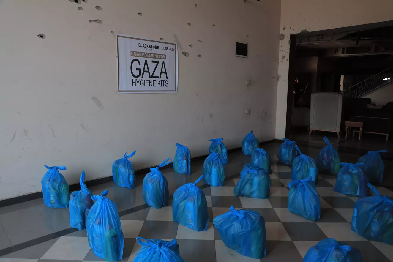 Blackstone-charity-gaza-releif6